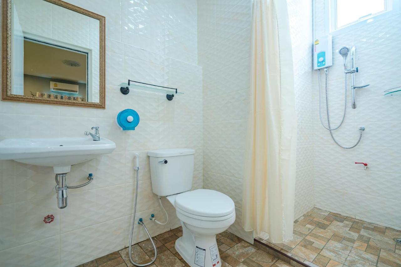 Penyos Residence Бангкок Экстерьер фото